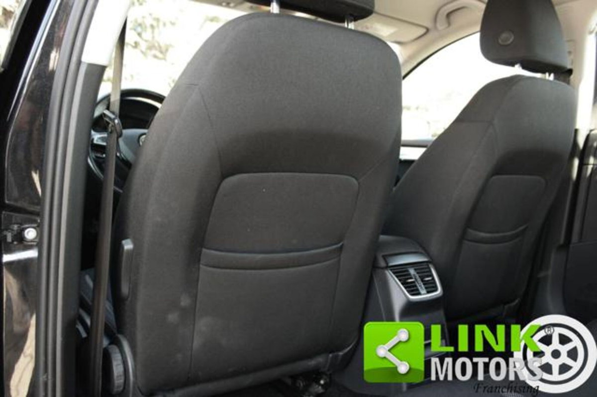 Skoda Octavia Station Wagon 1.6 TDI CR 115 CV DSG Wagon Executive (14)