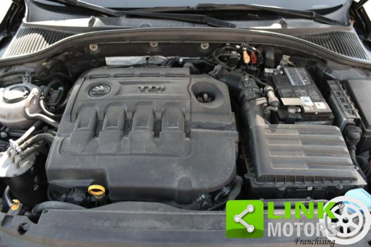 Skoda Octavia Station Wagon 1.6 TDI CR 115 CV DSG Wagon Executive (16)