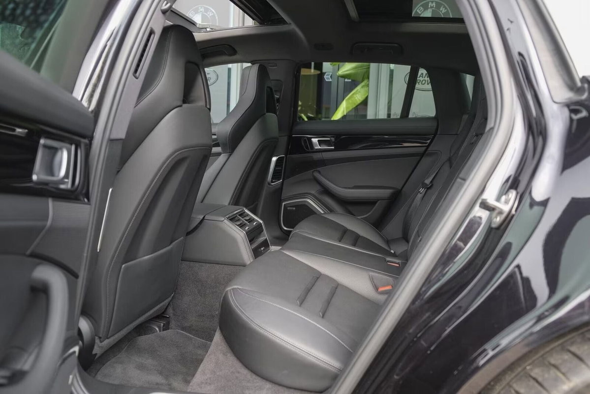 Porsche Panamera Sport Turismo 2.9 4 Sport Turismo (18)
