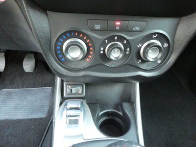 Alfa Romeo MiTo 1.4 T 120 CV GPL Distinctive (11)