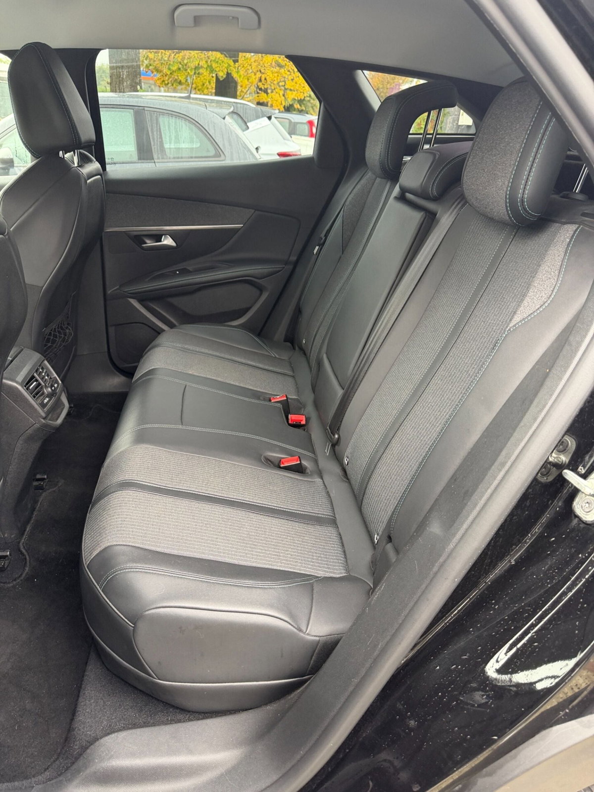 Peugeot 3008 Hybrid 225 e-EAT8 Allure Pack (11)