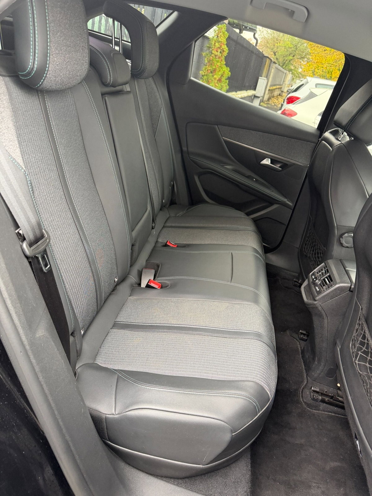 Peugeot 3008 Hybrid 225 e-EAT8 Allure Pack (12)