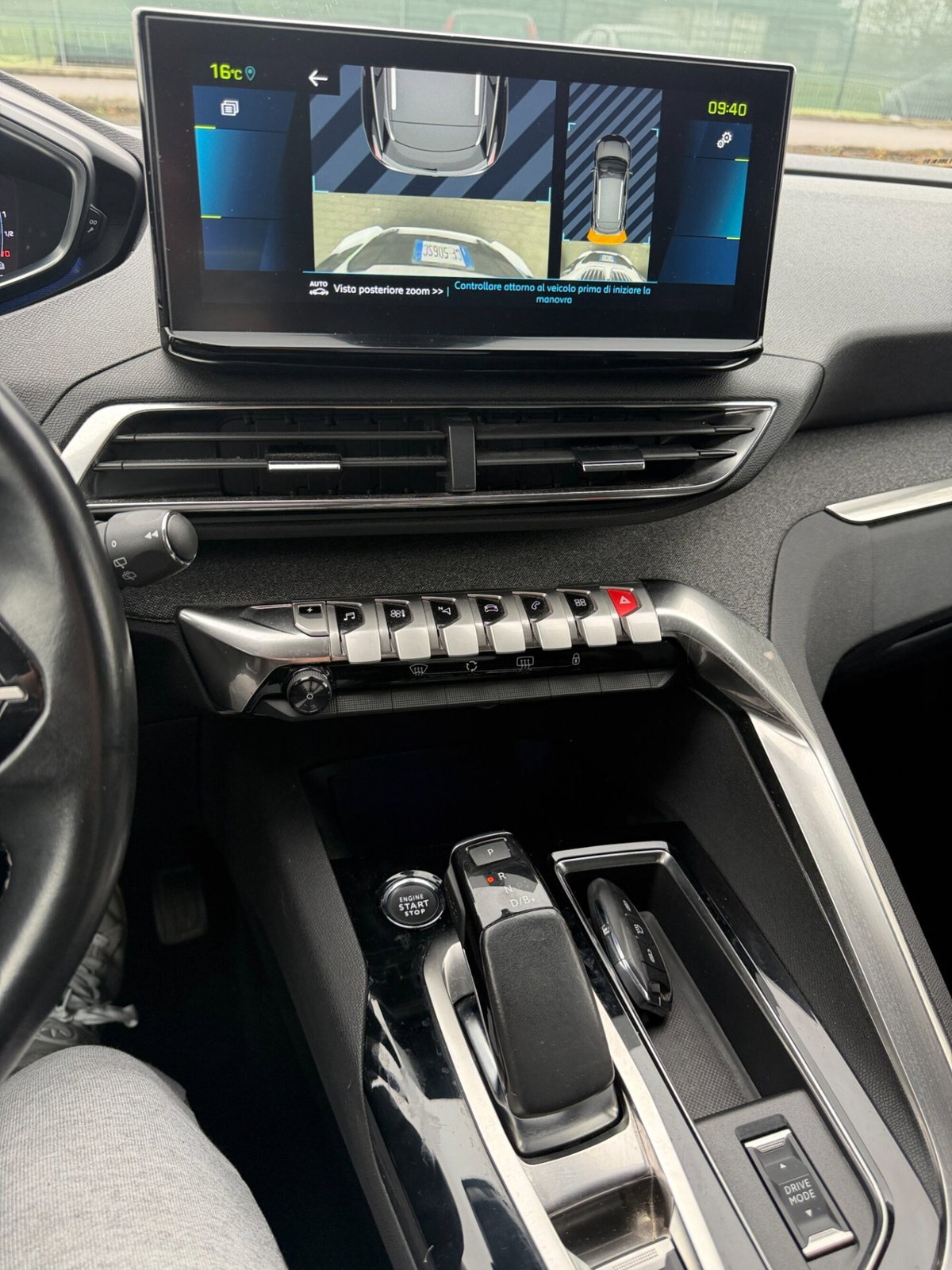 Peugeot 3008 Hybrid 225 e-EAT8 Allure Pack (17)