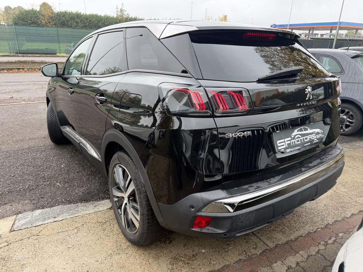 Peugeot 3008 Hybrid 225 e-EAT8 Allure Pack (4)