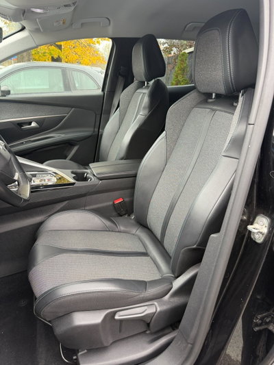 Peugeot 3008 Hybrid 225 e-EAT8 Allure Pack (8)