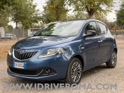 Lancia Ypsilon 1.0 FireFly 5 porte S&S Hybrid Gold Plus (2)