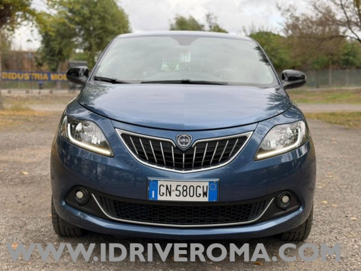 Lancia Ypsilon 1.0 FireFly 5 porte S&S Hybrid Gold Plus (3)