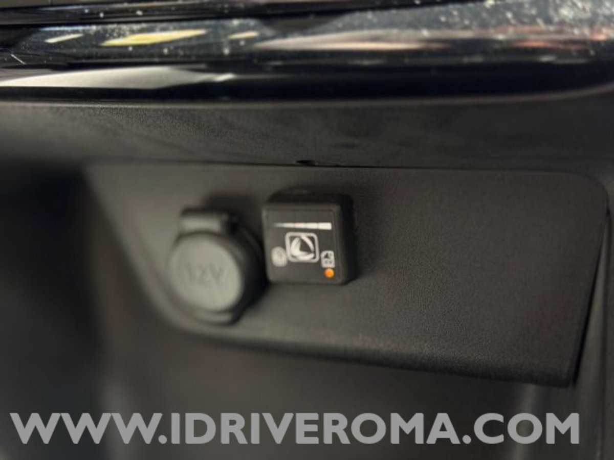 Opel Corsa 1.2 hybrid 100cv dct6 (14)