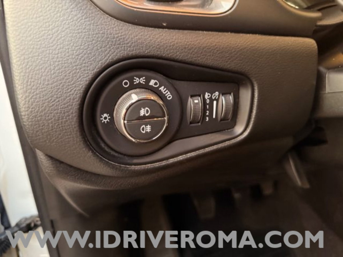 Jeep Renegade 1.0 T3 Limited (10)