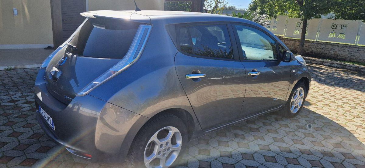 Nissan Leaf Tekna 30KWh (3)