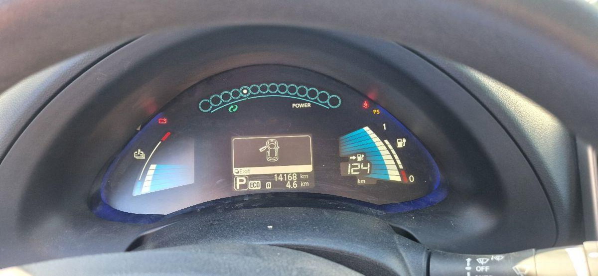 Nissan Leaf Tekna 30KWh (8)