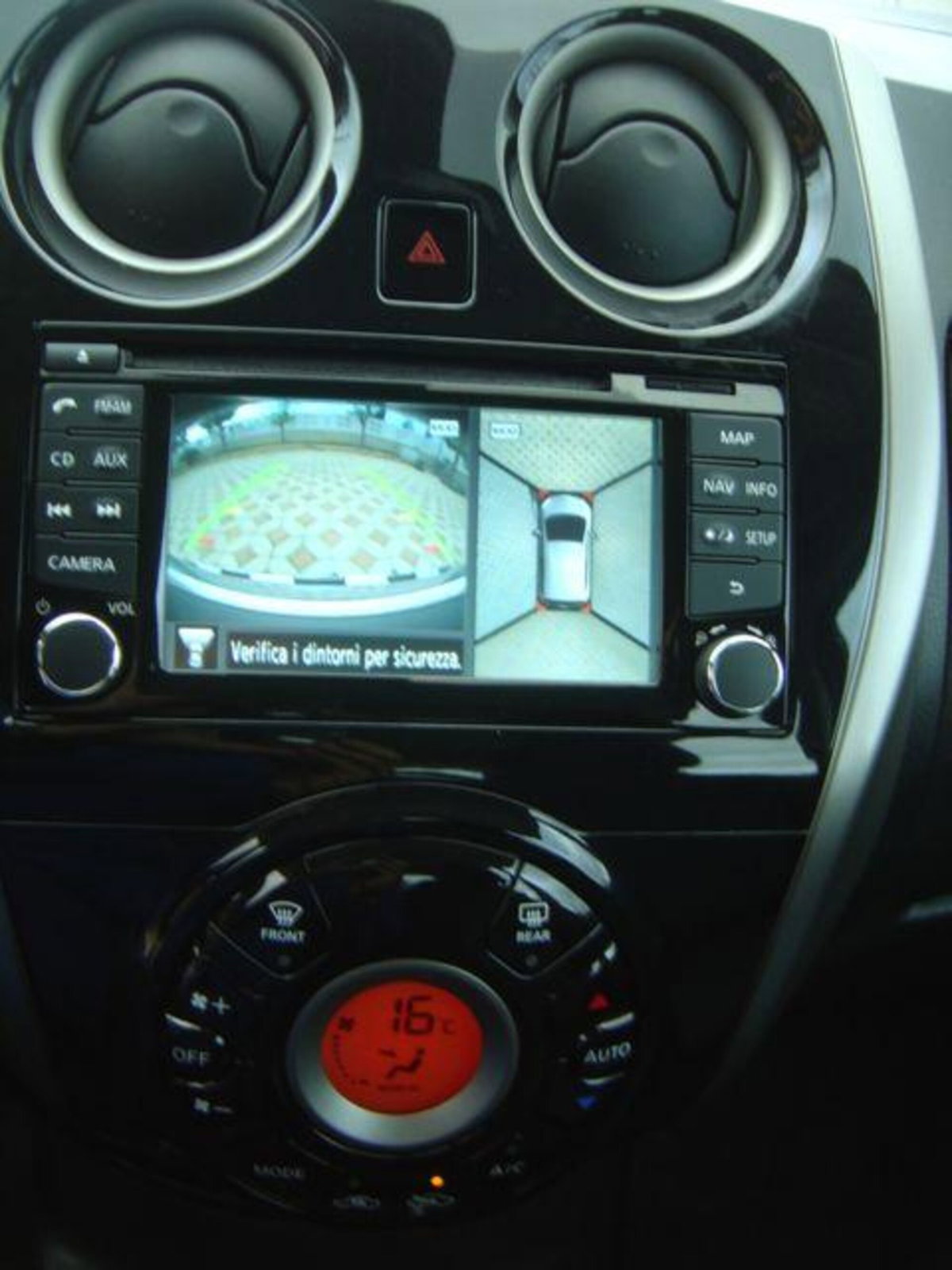 Nissan Note 1.5 dCi Acenta (9)