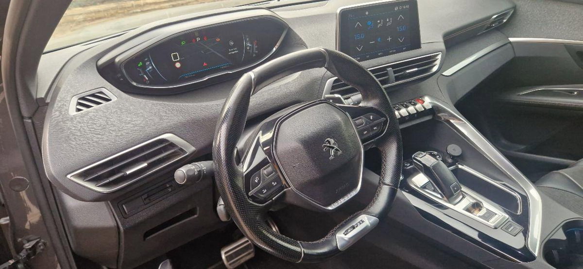 Peugeot 3008 BlueHDi 130 S&S EAT8 GT Line (8)