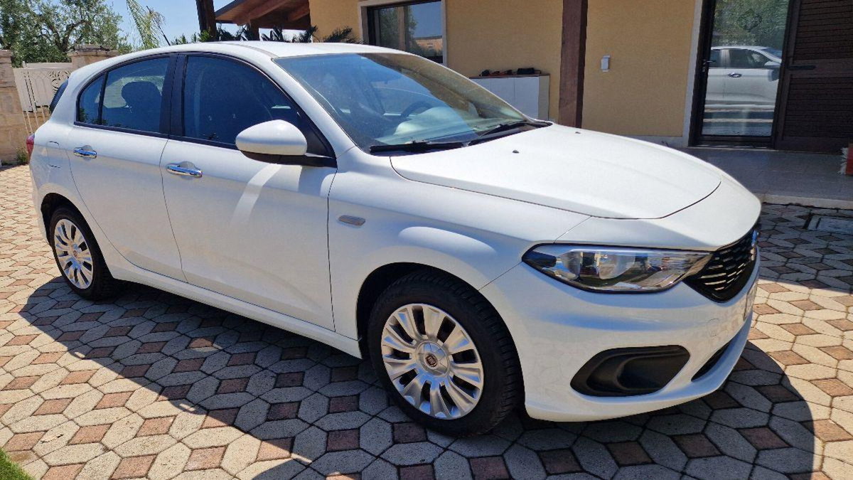 Fiat Tipo Tipo 1.3 Mjt S&S 5 porte Easy (2)