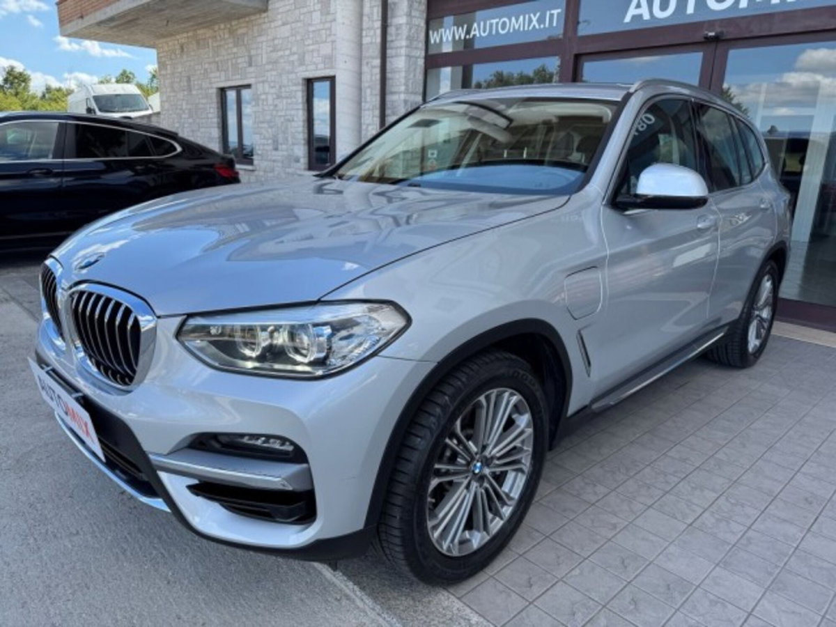 BMW X3 xDrive20i Luxury (12)
