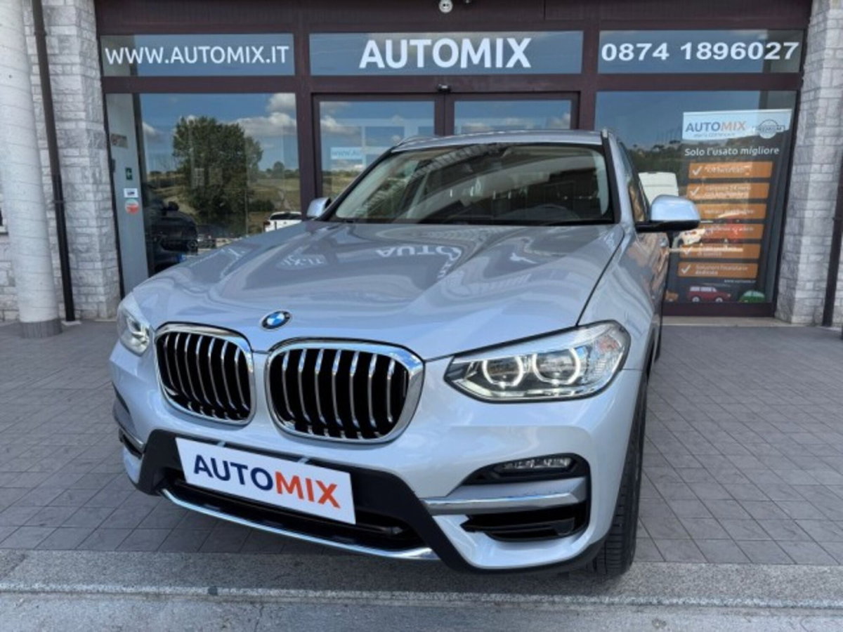 BMW X3 xDrive20i Luxury (2)