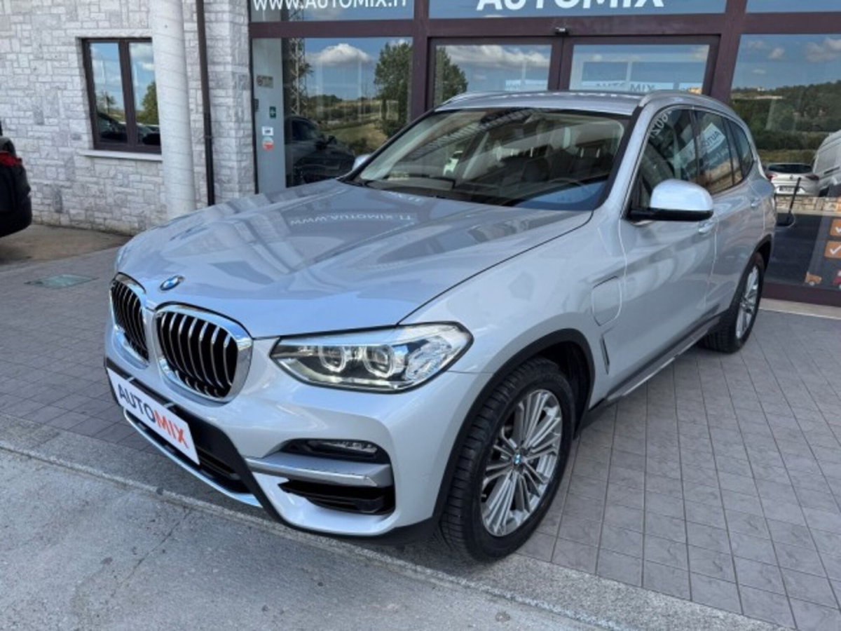 BMW X3 xDrive20i Luxury (5)
