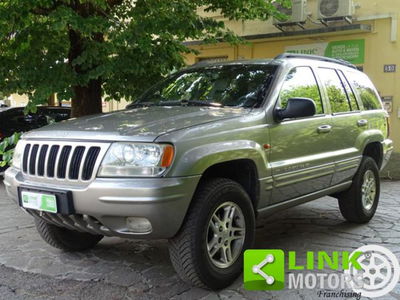 Jeep Grand Cherokee 4.7 V8 Limited usata