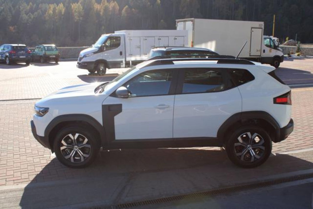 Dacia Duster 1.2 mild hybrid Expression 4x4 130cv (7)