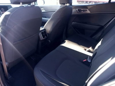 Kia Sportage 1.6 TGDi MHEV Style (14)