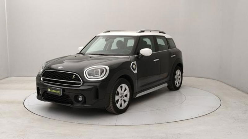 MINI Mini Countryman SE Essential all4
