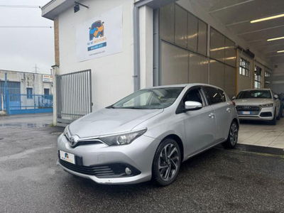 Toyota Auris 1.6 D-4D Lounge usata