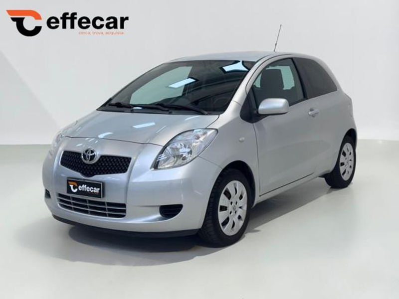 Toyota Yaris 1.0 3 porte