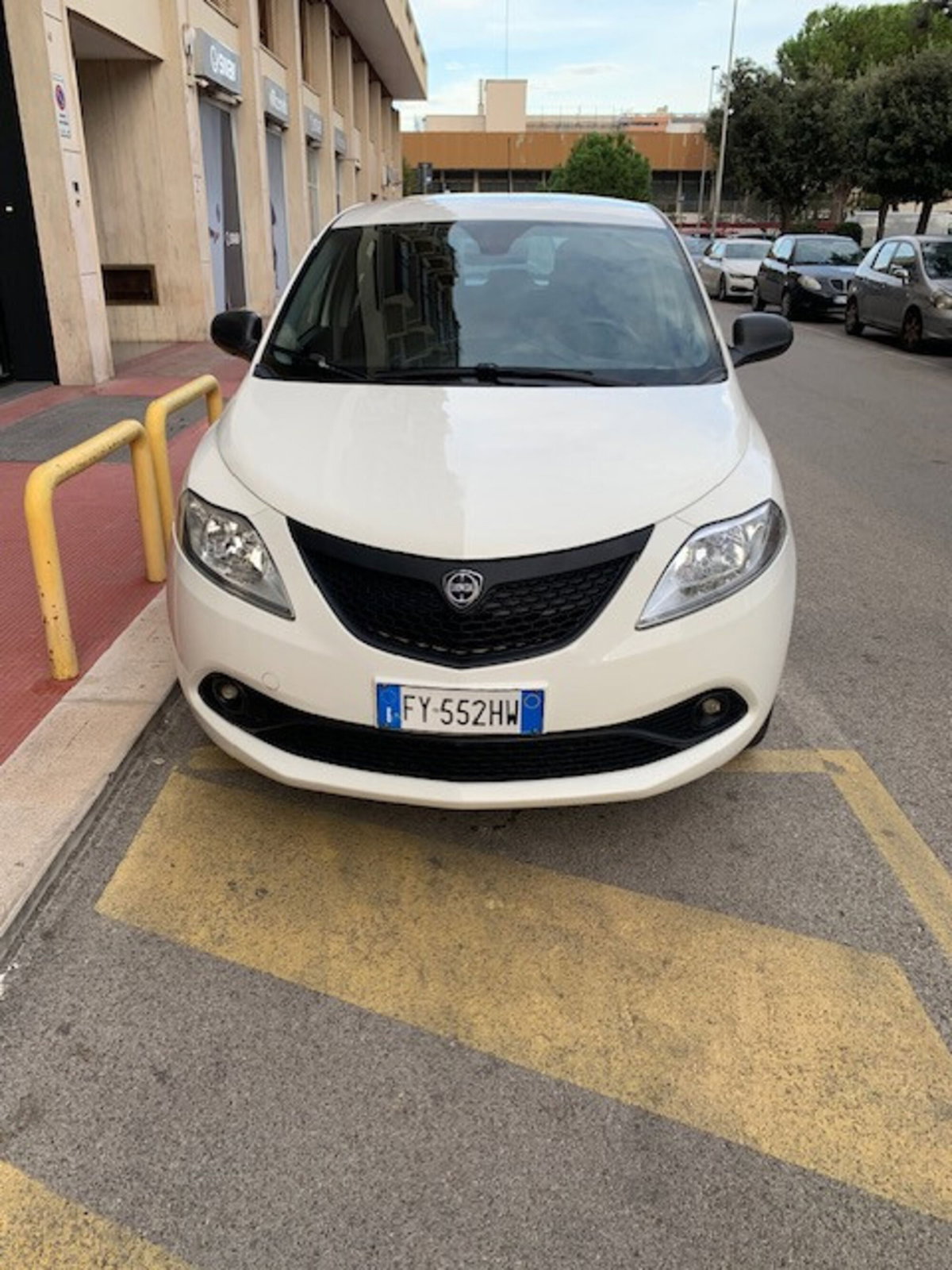Lancia Ypsilon 1.2 69 CV 5 porte GPL Ecochic Elefantino Blu (3)