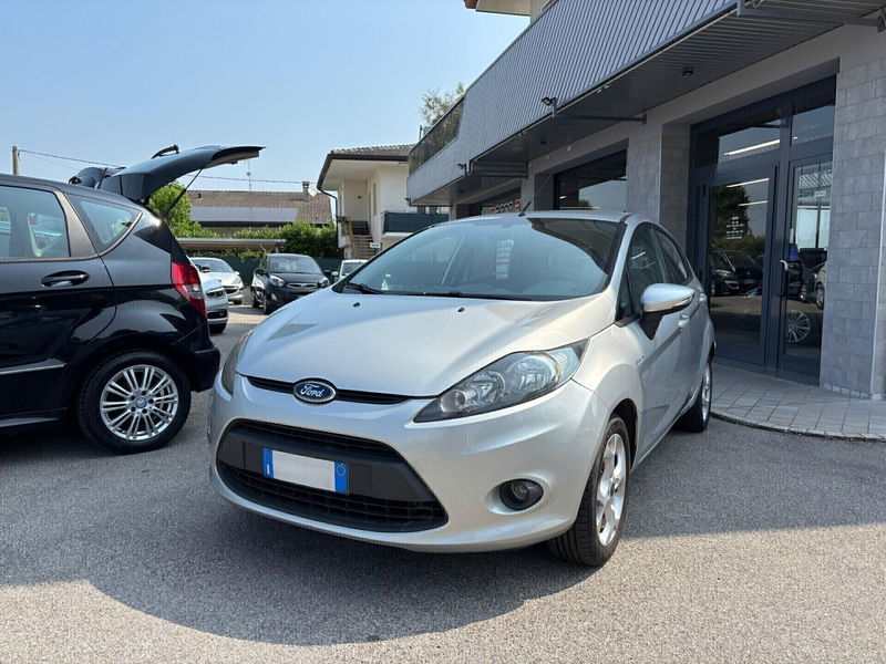 Ford Fiesta 1.2 82 CV 5 porte Titanium