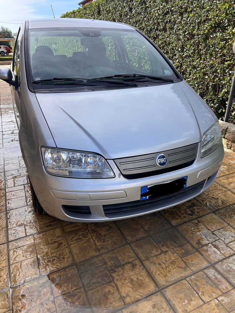 Fiat Idea 1.4 16V Emotion