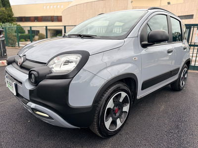 Fiat Panda 1.0 FireFly S&S Hybrid City Cross usata