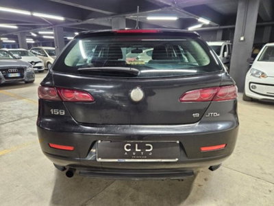 Alfa Romeo 159 SportWagon 1.9 JTDm 16V Sportwagon (4)