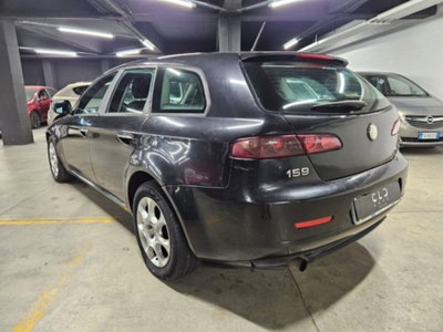 Alfa Romeo 159 SportWagon 1.9 JTDm 16V Sportwagon (5)