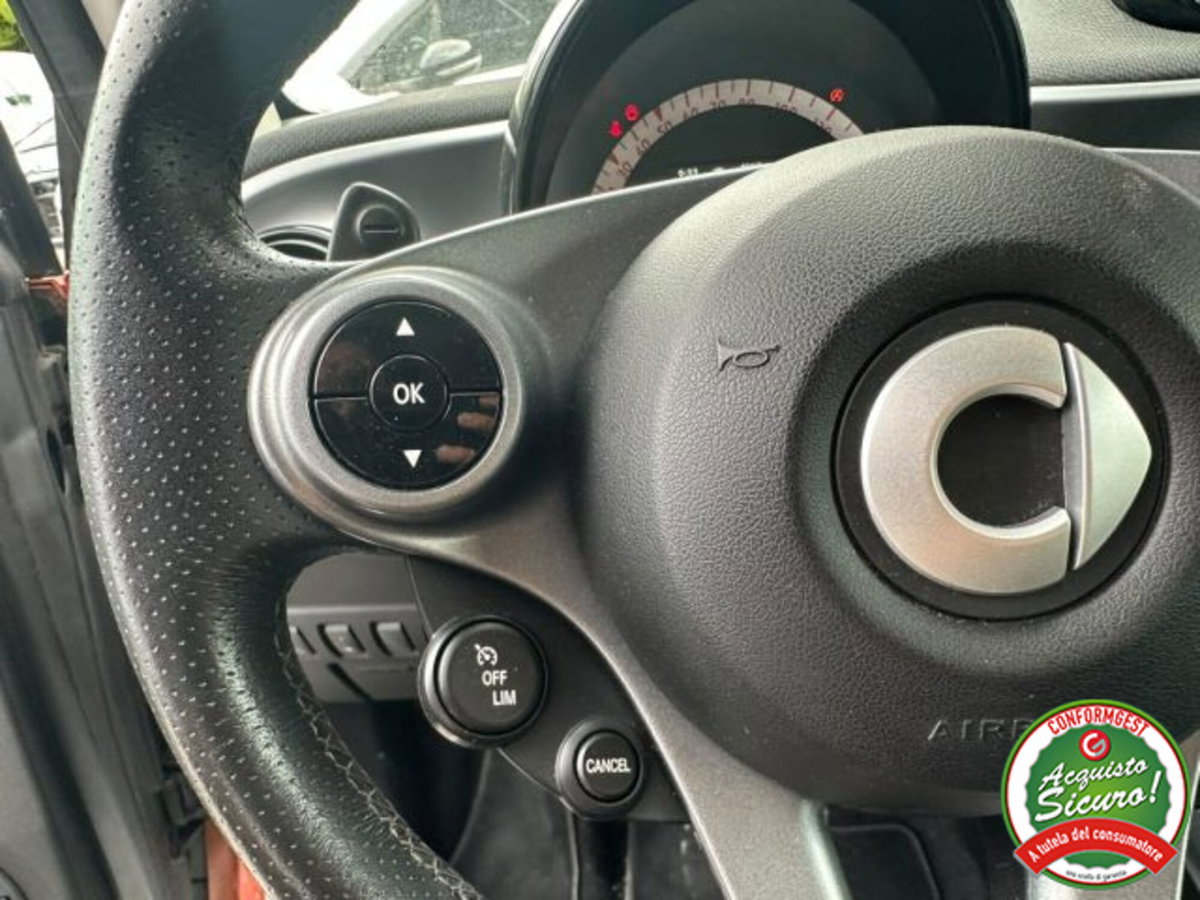 smart Fortwo 70 1.0 twinamic Youngster (15)