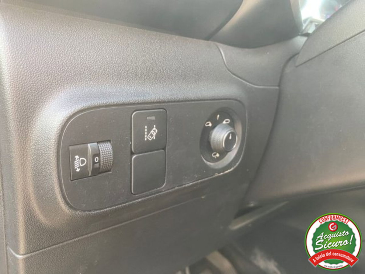 Citroen C3 PureTech 110 S&S Shine (7)