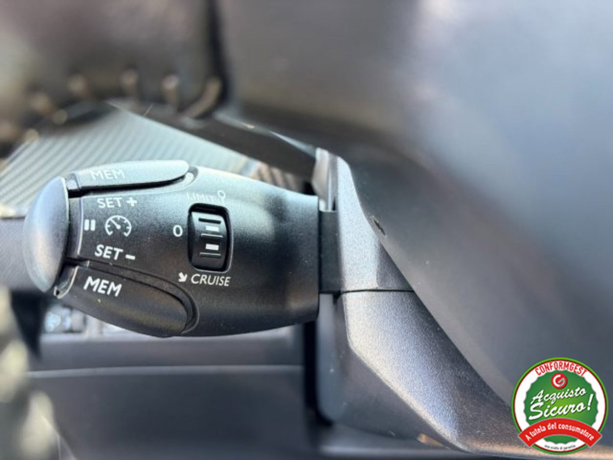 Peugeot 208 PureTech 100 Stop&Start 5 porte Allure (13)
