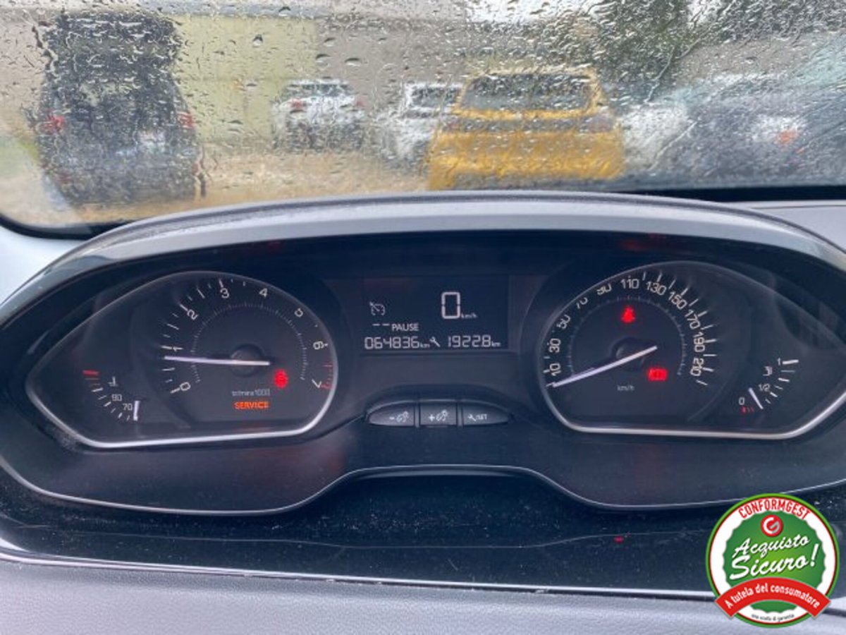 Peugeot 208 PureTech 75 Stop&Start 5 porte Like (11)