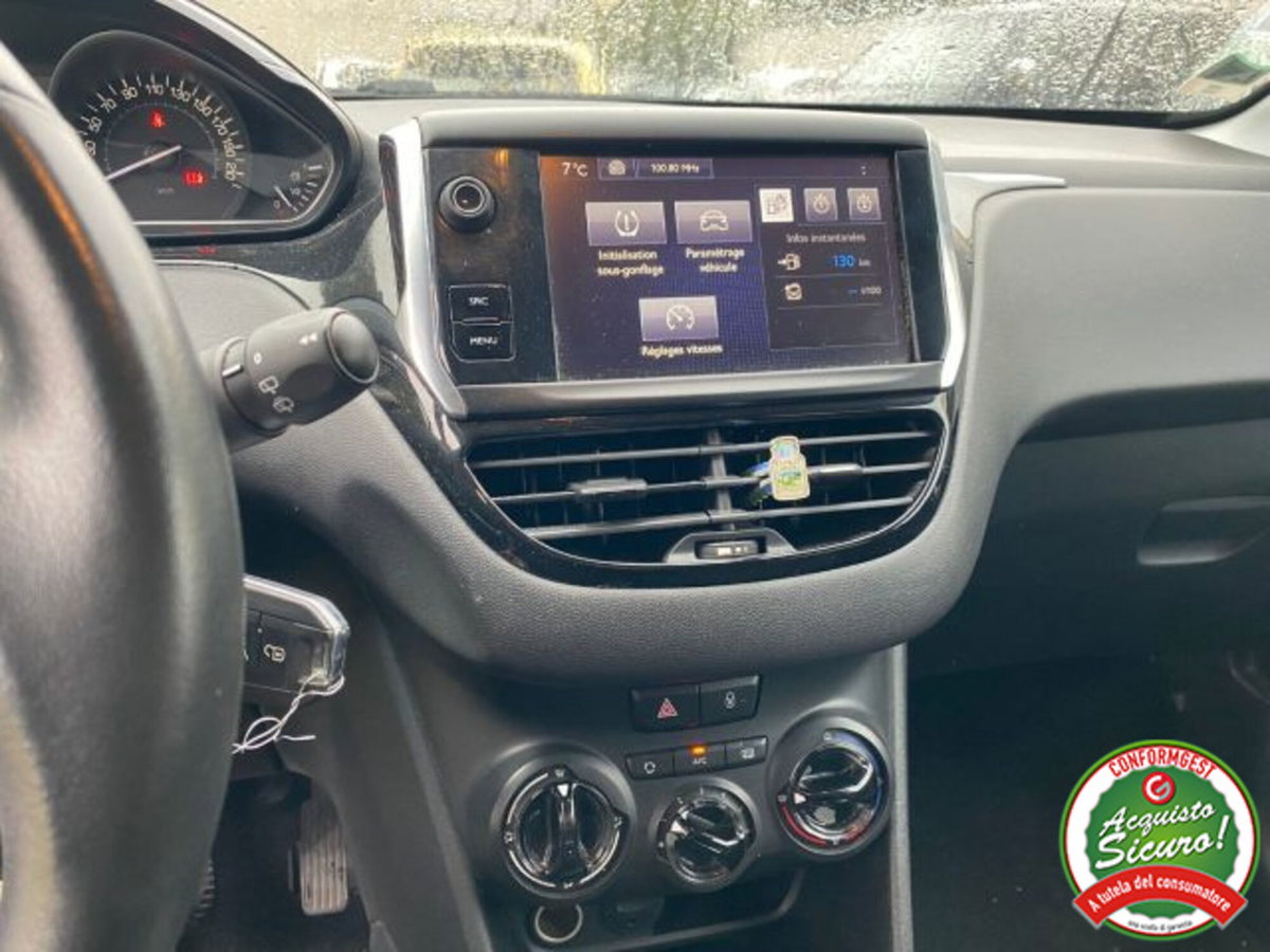Peugeot 208 PureTech 75 Stop&Start 5 porte Like (12)