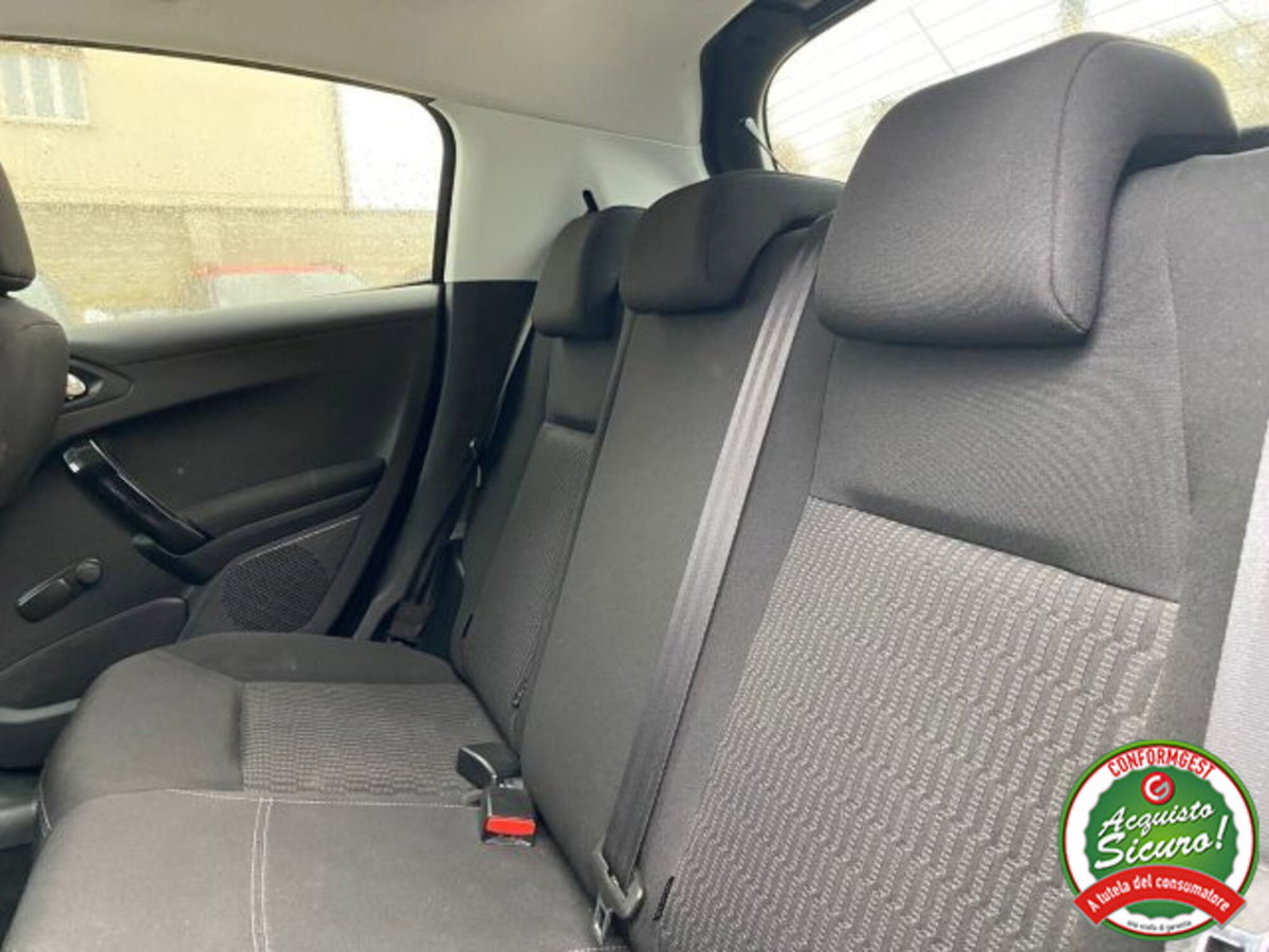 Peugeot 208 PureTech 75 Stop&Start 5 porte Like (6)