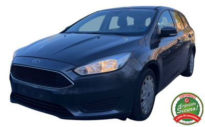 Ford Focus Station Wagon 1.6 TDCi 105 CV SW ECOnetic (2)