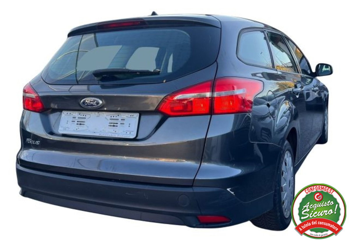 Ford Focus Station Wagon 1.6 TDCi 105 CV SW ECOnetic (4)