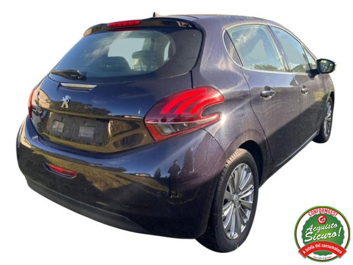 Peugeot 208 82 5 porte Allure (4)