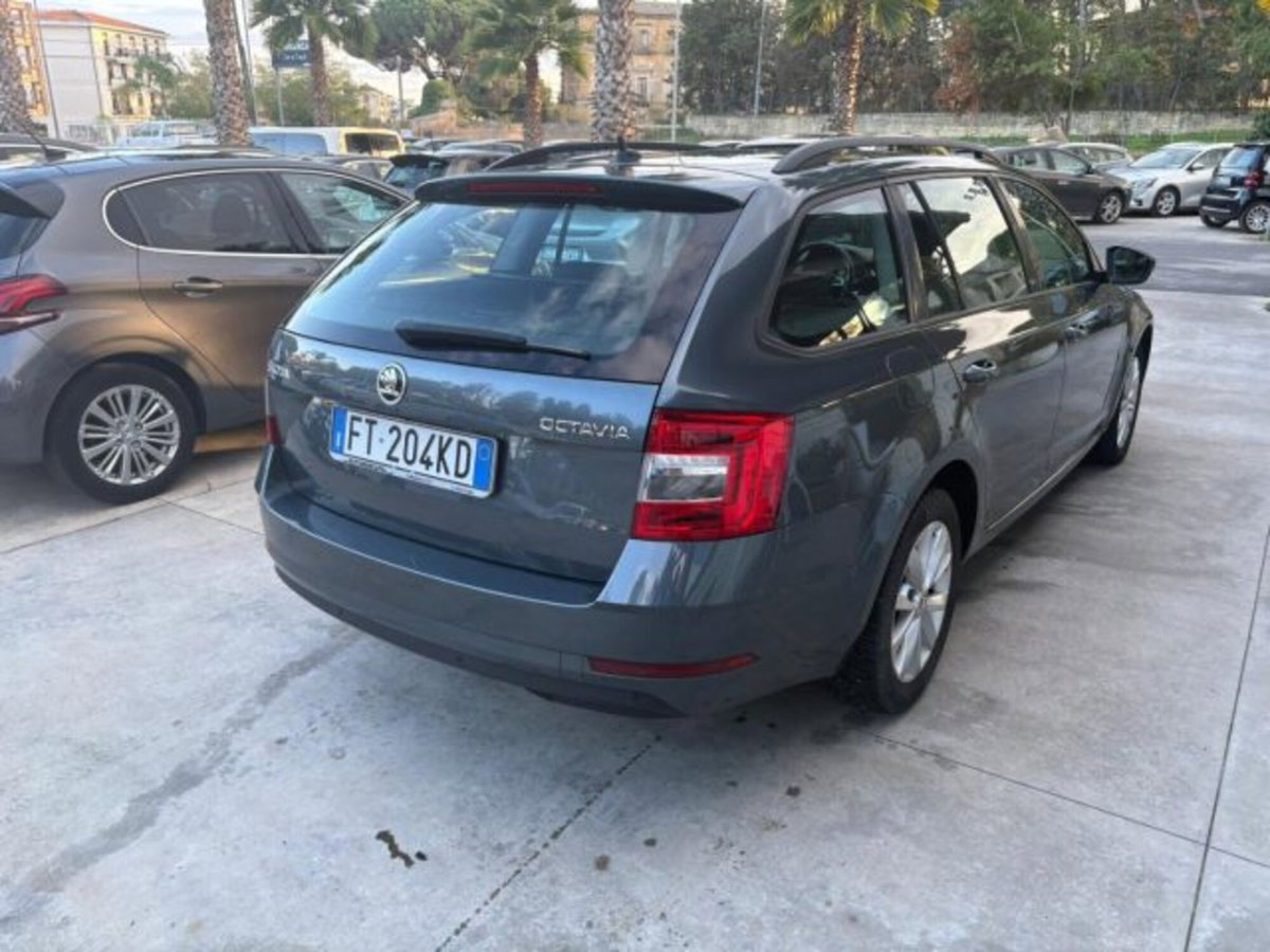 Skoda Octavia Station Wagon 1.6 TDI CR 115 CV Wagon Ambition (6)