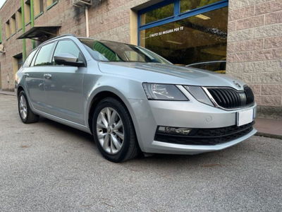 Skoda Octavia Station Wagon 1.6 TDI CR 115 CV DSG Wagon Executive usata