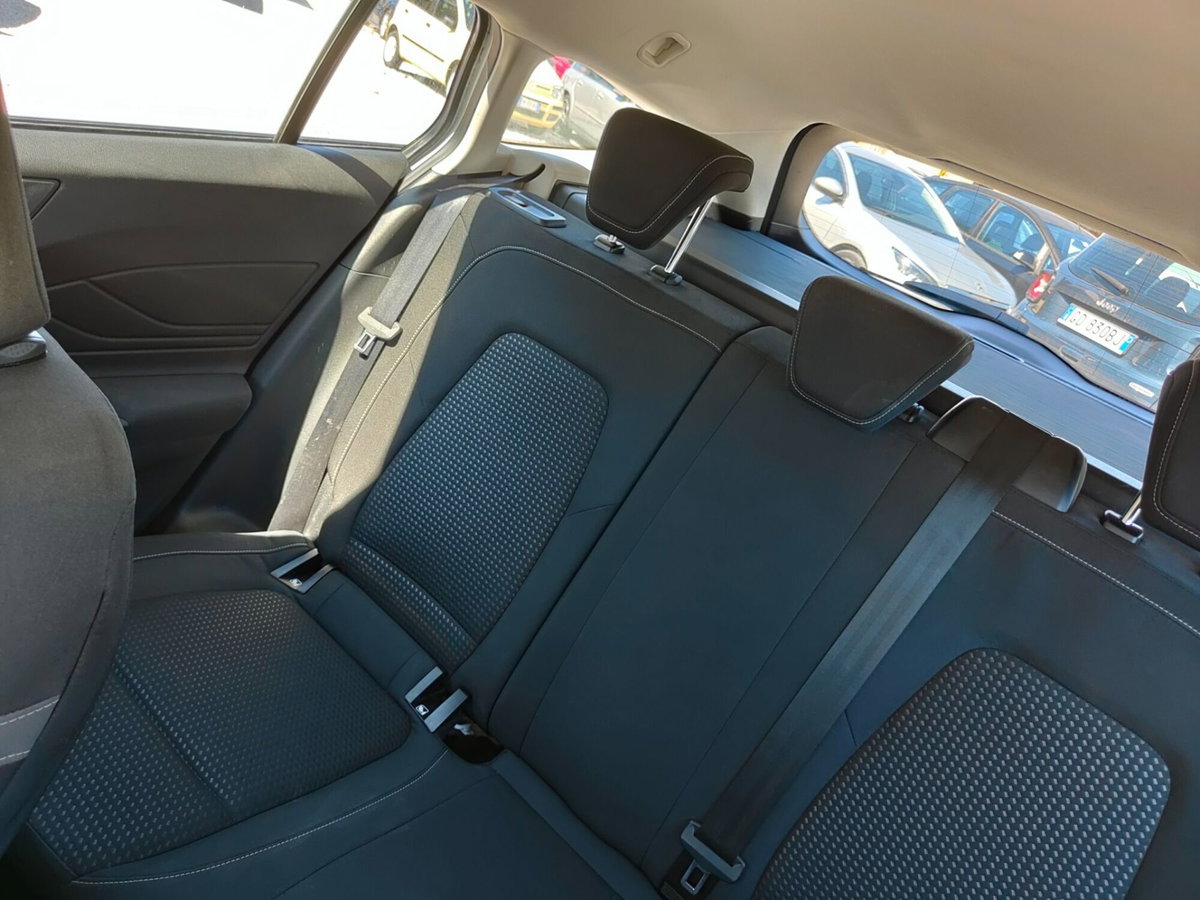 Ford Focus Station Wagon 1.5 EcoBlue 120 CV automatico SW Business Co-Pilot (15)
