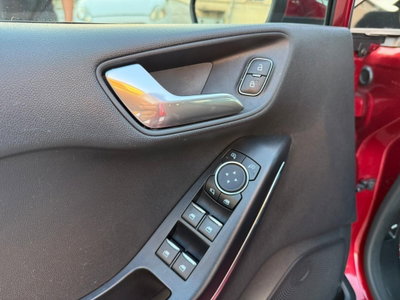 Ford Fiesta 1.5 TDCi 5 porte Titanium (11)
