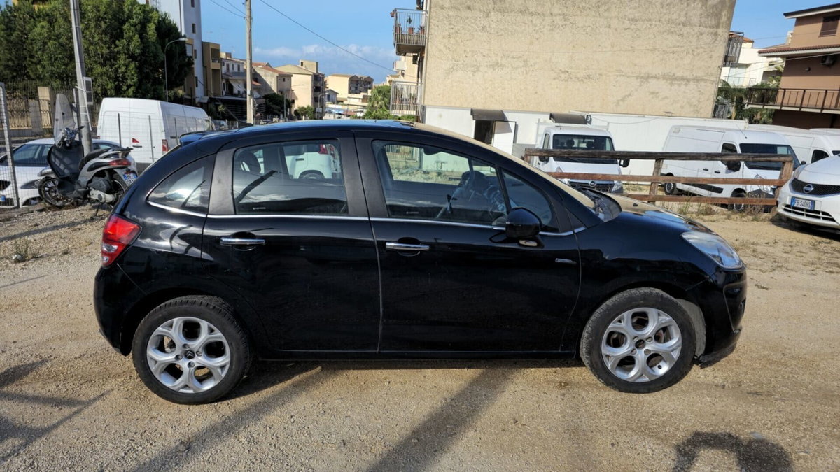 Citroen C3 1.6 HDi 90 Exclusive (12)