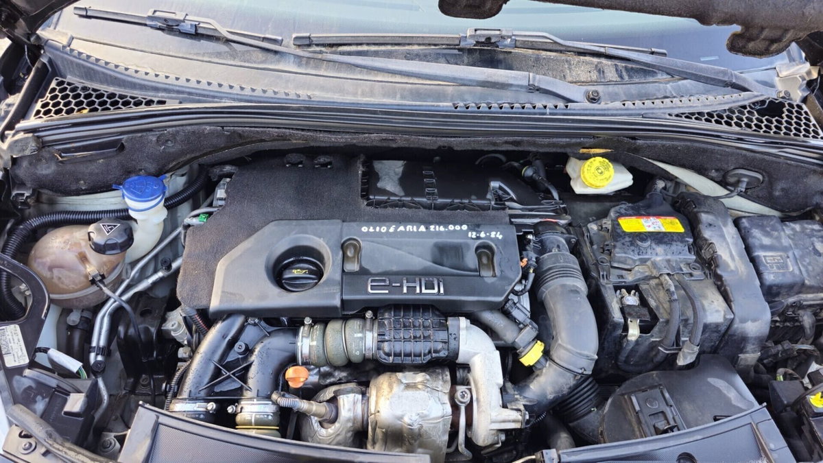 Citroen C3 1.6 HDi 90 Exclusive (16)