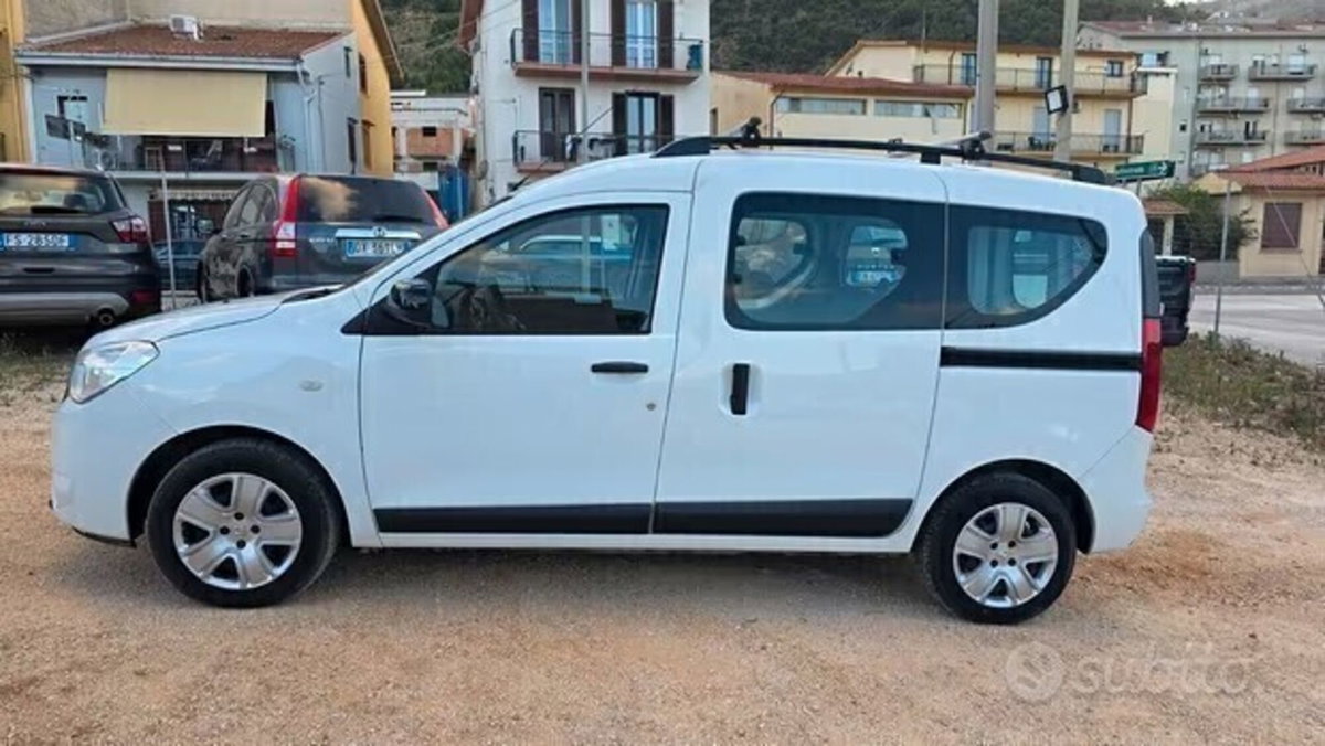Dacia Dokker 1.5 dCi 8V 75CV Pick-Up (10)