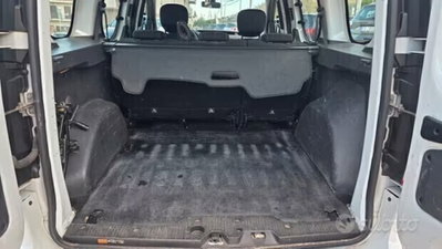Dacia Dokker 1.5 dCi 8V 75CV Pick-Up (11)